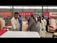 Fabrieksproductie    Vervaardiging van speeltoestellen voor binnenruimtes