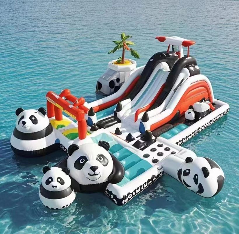 Commercieel springhuis opblaasbaar kasteel voor kinderen waterpark spel panda waterslide