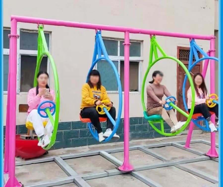 Kinderen Swing Rides Interactieve speeltuintuitrusting Inclusief ontwerp met 24/7 klantenservice en technische ondersteuning