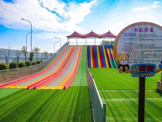 Speelplaats Outdoor Rides Regenboog glijbanen voor speelplaats voor kinderen